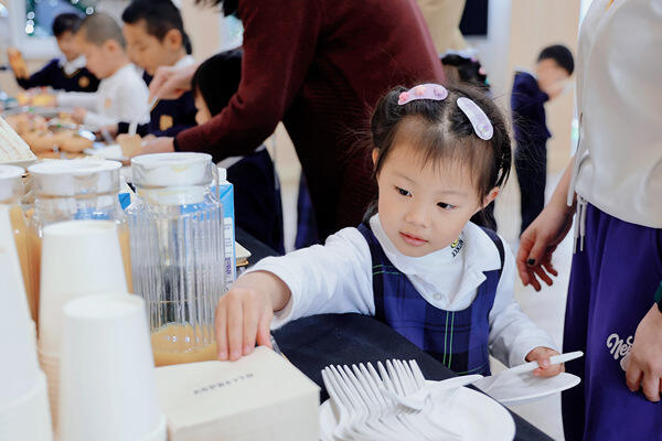 HNN thanksgiving,Hiba Academy Nantong Nursery